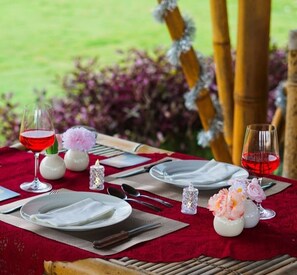 Couples’ dining