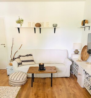 TV - Cozy apartment with terrace -10 min from the beach (pet friendly) (Wendisch Rietz)