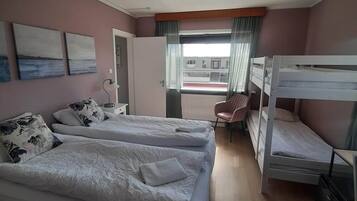 Basic-Vierbettzimmer