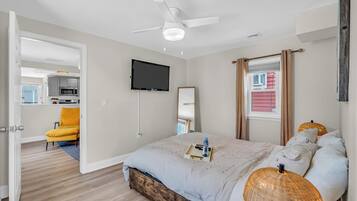 2 bedrooms, iron/ironing board, WiFi, bed sheets