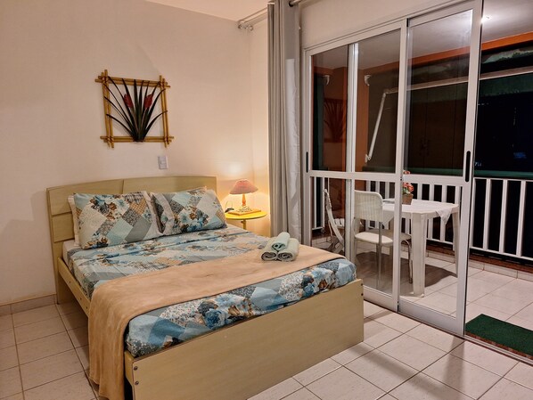 Family Studio, 1 Double Bed with Sofa bed, Ensuite, Ocean View