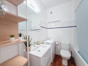 Shower, free toiletries, hair dryer - N&J - STUDIO RIVIERA - Central - Very close sea (Niza)