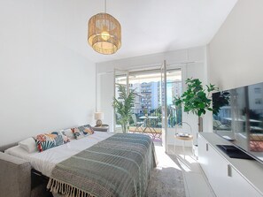 Iron/ironing board
