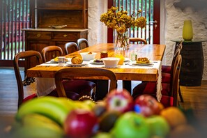 Free daily continental breakfast