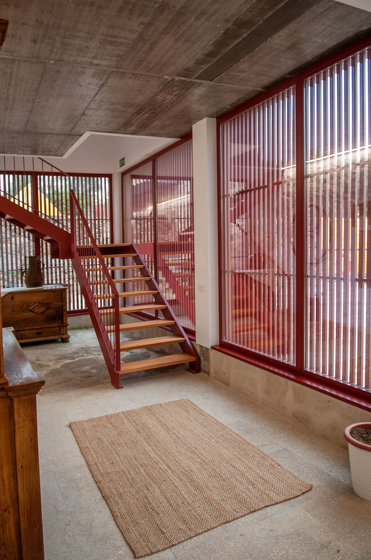 Pintu masuk interior