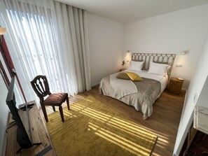 Superior Double Room, Vineyard View