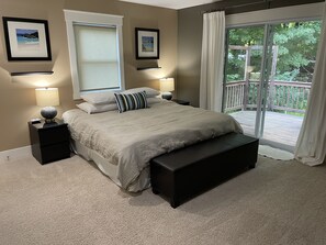 3 bedrooms, desk, iron/ironing board, WiFi