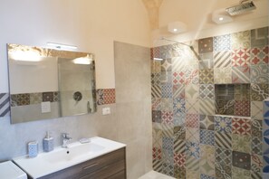 Bathroom - Casetta Filippi - Arcuève (Ceglie Messapica)