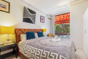 2 slaapkamers, een strijkplank/strijkijzer, wifi, beddengoed