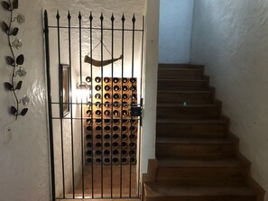 Televisión de 43 pulgadas con canales por cable 