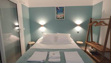 7 slaapkamers, een strijkplank/strijkijzer, gratis wifi, beddengoed