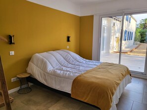 7 bedrooms, iron/ironing board, free WiFi, bed sheets - Villa Caprice Forges (Forges)