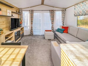 Living area - 2 bedroom accommodation in Felton (Felton)