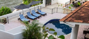 Casa Sol Large beautiful estate ocean front, with the jungle in your backyard!