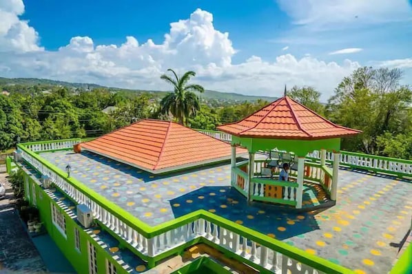Family Villa | Terrace/patio - Bunglow on the Terrace (Montego Bay)