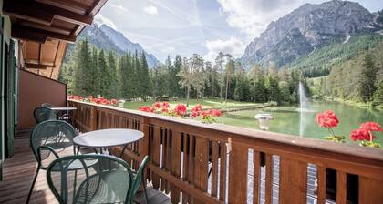 Hotel Lago della Creta