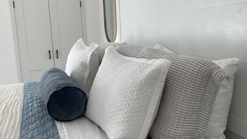 1 chambre, fer et planche Ă repasser, Wi-Fi gratuit, draps fournis