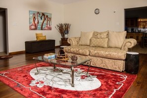 Family Villa | Living area