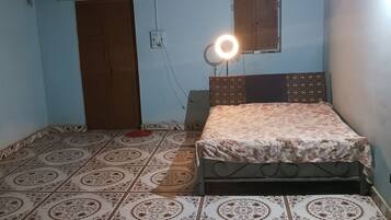 2 chambres, fer et planche Ă repasser, Wi-Fi, draps fournis