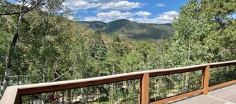 At Catamount trailhead. Secluded. Game Room. Pet Friendly
