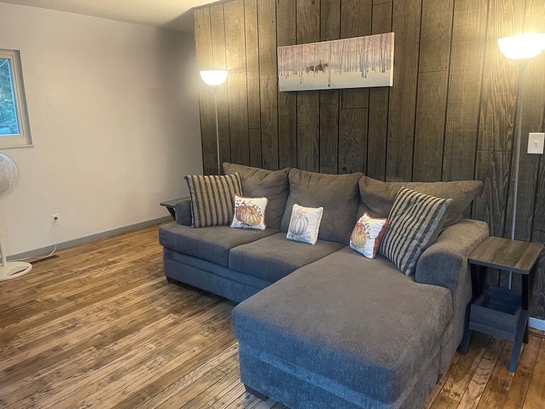 At Catamount Trailhead. Secluded. Game Room. Pet Friendly - Green Mountain Falls, CO