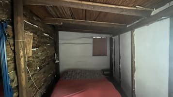 2 bedrooms, bed sheets