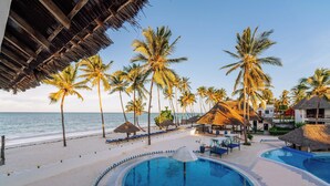 Beach/ocean view - Cterra Zanzibar Beach Resort  (Bwejuu)