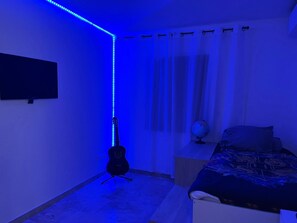 3 bedrooms, WiFi, bed sheets