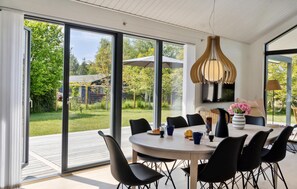 Dining - Gorgeous home in Stege with WiFi (Stege)