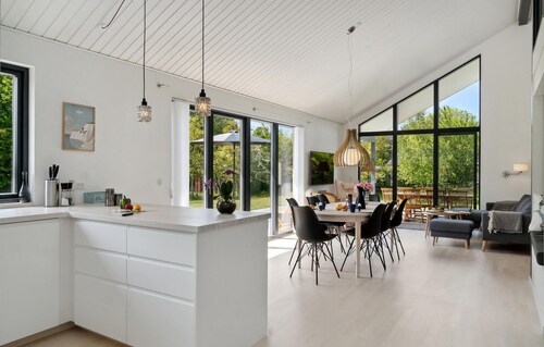Gorgeous home in Stege with WiFi
