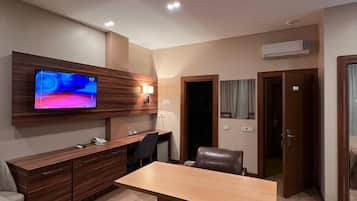 Luxury-Doppelzimmer | 1 Schlafzimmer, Allergikerbettwaren, Daunenbettdecken