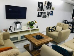 Smart TV - RESIDENCE ASHERHY (Abidjan)