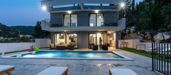 Stunning home in Blace