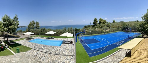 Luxury Sea Side Family Homes Near Lefkada Island