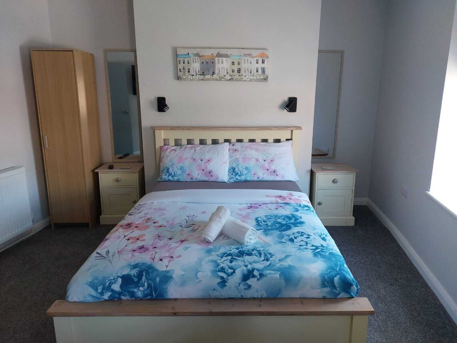 Comfort Room, 1 Bedroom, Ensuite, City View (Family Room 1st Floor ) | Blackout drapes, soundproofing, iron/ironing board, WiFi (free)