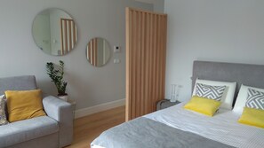 1 bedroom, iron/ironing board, WiFi, bed sheets - S Bento Boutique Apartment (Porto)