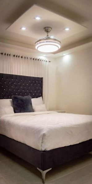 3 Schlafzimmer, Bügeleisen/Bügelbrett, WLAN, Bettwäsche