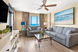 TV, books - Close to beach, beautiful marsh views, fitness center, indoor/outdoor pools, hot tub (North Myrtle Beach)