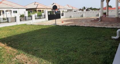 Short term stay for relaxing and comfortable getaway in Accra, Ghana