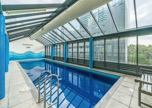 Pool - Skyline Oasis: City Retreat w/Pool, Views (Melbourne)