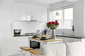 Fridge, microwave, oven, stovetop