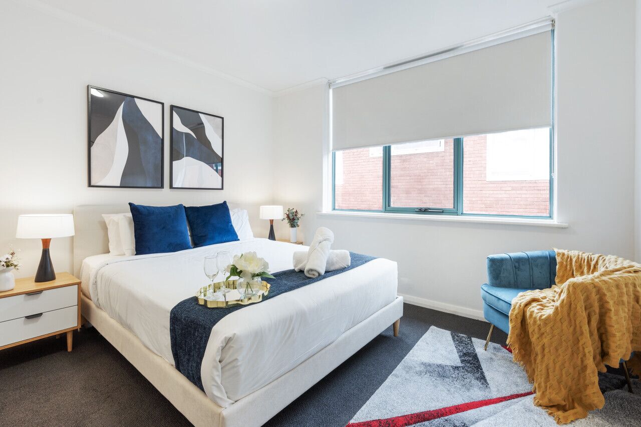 2 bedrooms, desk, iron/ironing board, travel crib