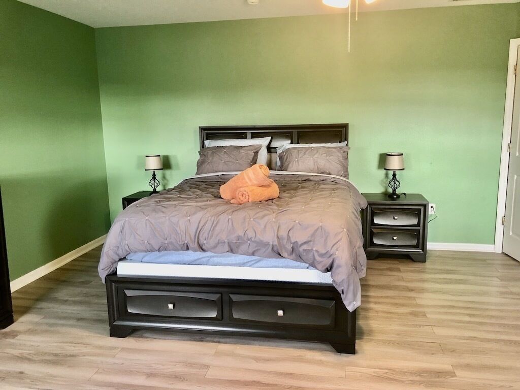 4 bedrooms, WiFi, bed sheets