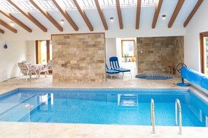 Unclassified image, 3 of 53, button - Guayllabamba Estate - Indoor Pool, Jacuzzi & Gym (Quito)