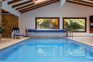 Unclassified image, 2 of 53, button - Guayllabamba Estate - Indoor Pool, Jacuzzi & Gym (Quito)