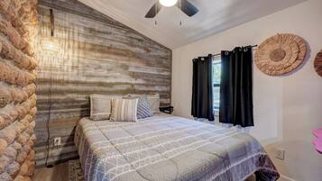 3 bedrooms, in-room safe, iron/ironing board, free WiFi