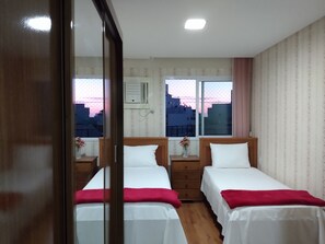 Basic Apartment | 3 bedrooms, desk, iron/ironing board - Guarapari - 5min da praia da areia preta (Guarapari)