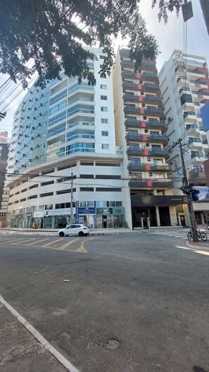 Front of property - Guarapari - 5min da praia da areia preta (Guarapari)