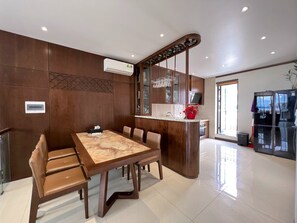 Apartemen Keluarga | Dapur pribadi | Ketel listrik