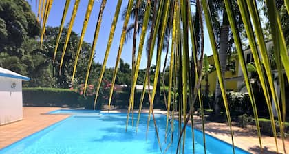 Tranquil and Spacious Townhouse-7 minutes to the beach